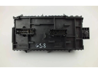 Pojistková skříňka A1669068201 Mercedes-Benz GLE (W166 - C292) 2016