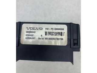 Блок предохранителей 08696098, 08696040 Volvo V70