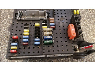 Блок предохранителей 8645364, 518323019   Volvo V70    