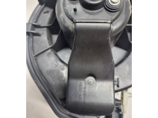 Вентилятор печки       Audi A6 S6 C6 4F