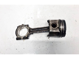 Поршень с шатуном Nissan Almera N16