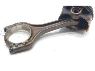 Поршень с шатуном 04EAM Volkswagen Golf VII