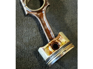 Поршень с шатуном Volvo S80