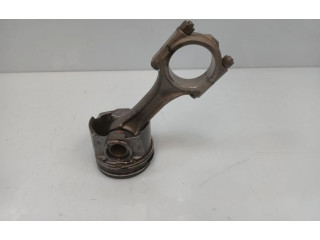 Поршень с шатуном 9812818680 Ford Kuga I