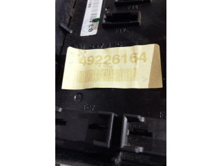 Pojistková skříňka 49226164 Volkswagen PASSAT