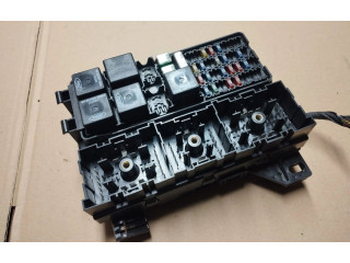 Блок предохранителей YF1T14B205CE Ford Taurus