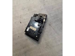 Блок управления климат-контролем 8682735, 04W15E03   Volvo XC90