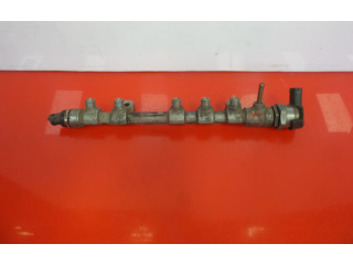 Vstřikovací lišta 0445214177, 107780-0531 Toyota Auris 150