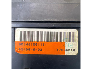 Блок предохранителей 17236010, 005451061111 Mini Cooper Countryman R60