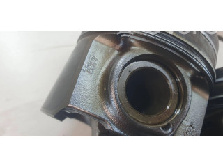  Поршень с шатуном    Peugeot Expert  