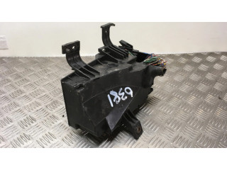 Pojistková skříňka V23134J59X431 Mazda 6 2007