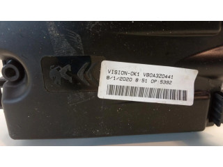 Блок предохранителей 9812661980, A006C801 Peugeot Partner