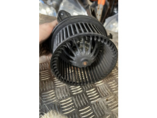 Вентилятор печки 77362402 Fiat Idea
