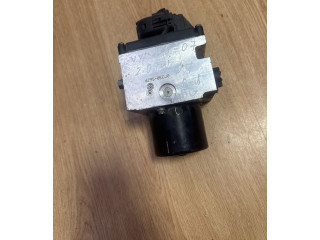 Блок АБС 6C0614095S, 16332402   Volkswagen  PASSAT B6  2005 - 2010 года