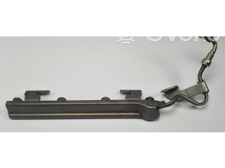 Vstřikovací lišta Nissan NV200