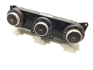 Блок управления климат-контролем 97250-1H021   KIA Ceed