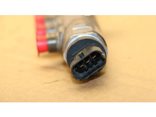 Комплект форсунок 31303238, 30777759    Volvo V70  D 5204 T3 