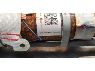 Боковая подушка безопасности 6V0880742B Skoda Fabia Mk3 (NJ)