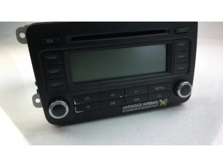 Радио/ проигрыватель CD/DVD / навигация