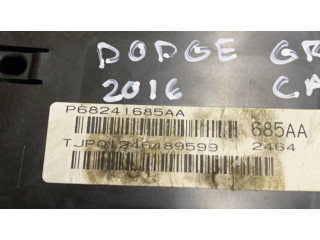 Панель приборов 68241685   Chrysler Town & Country V       