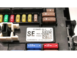 Блок предохранителей 1094409-00-E Tesla Model X