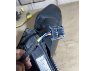 Зеркало электрическое        Skoda Fabia Mk3 (NJ)  2015 - 2021 года   