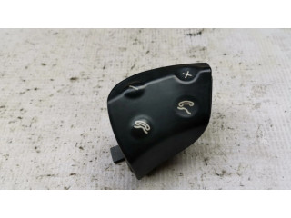 Кнопки рулевого колеса