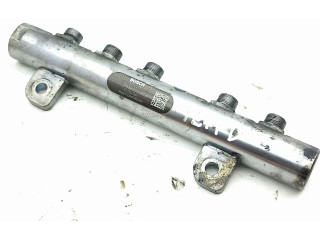 Топливная рампа 0445216050   Maserati Ghibli   для двигателя M15746 D