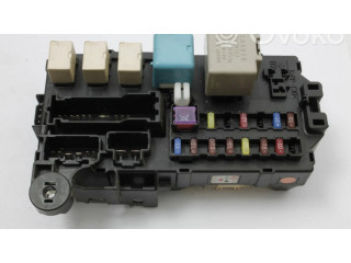 Блок предохранителей    Daihatsu Sirion    