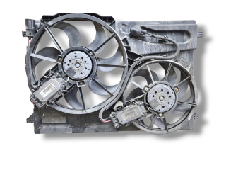 Вентилятор радиатора     30792924, 3135104003    Volvo V70 