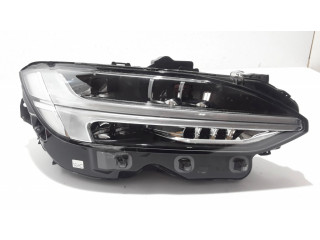 Передняя фара