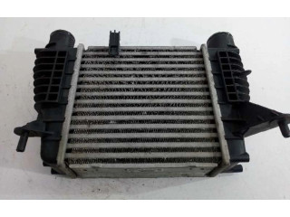 Интеркулер  8200471888   Renault Clio III 