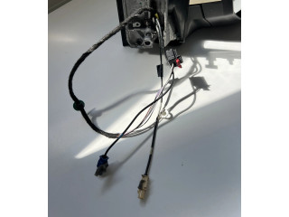 Зеркало электрическое Volkswagen Caddy 2015 - 2020 года