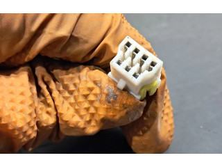 Zpětné zrcátko  Mitsubishi Pajero 2003  MR387993-15  