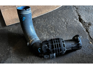 Интеркулер 50553897 Alfa Romeo Giulia