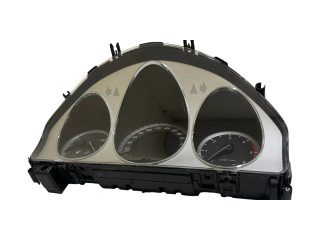 Přístrojová deska Mercedes-Benz GLK (X204) 2010 A2049005107, A2049028902