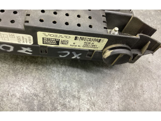 Блок предохранителей 30728512, 28017881   Volvo XC70    