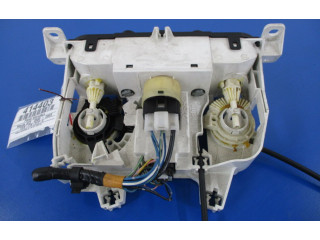 Блок управления климат-контролем    Mazda 323