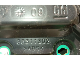 Панель приборов 13156174, 88311302 Opel Combo C