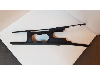 Другая центральная деталь консоли (туннеля)