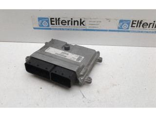 Блок управления впрыском 30729801   Volvo V50