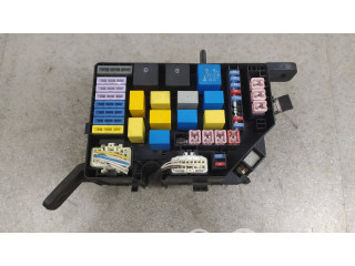 Блок предохранителей  912102D010   Hyundai Elantra    