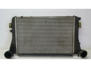 Интеркулер  3C0145805P   Volkswagen PASSAT B6 1.4