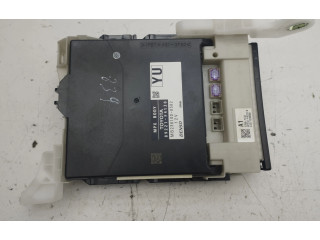 Блок предохранителей 89221F4130 Toyota C-HR