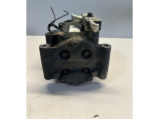 Вакуумный насос центрально замка     4588121, 4588121    Ford Focus 