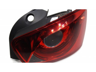 Задний бампер фонарь