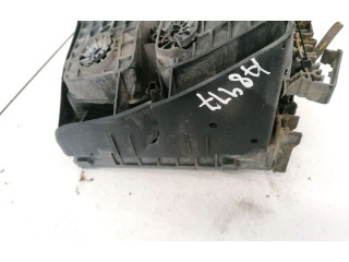 Блок предохранителей 017181301, 0-1718130-1 Skoda Octavia Mk2 (1Z)