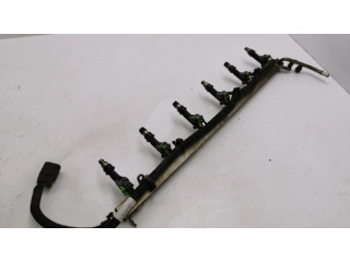 Vstřikovač 95702161021A Saab 9-7X pro benzínový motor 4.2