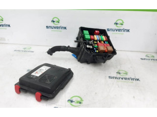 Блок предохранителей  9824510680   Peugeot 2008 II    