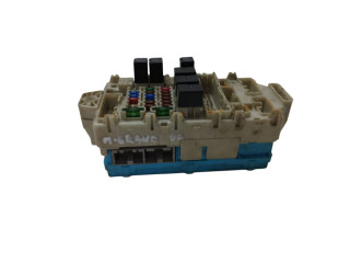 Блок предохранителей MR587655, G8C507M Mitsubishi Grandis